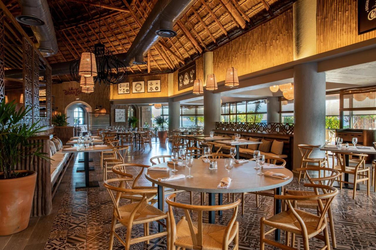 Hotel Bahia Principe Grand Tulum Riviera Maya Esterno foto The interior of the restaurant