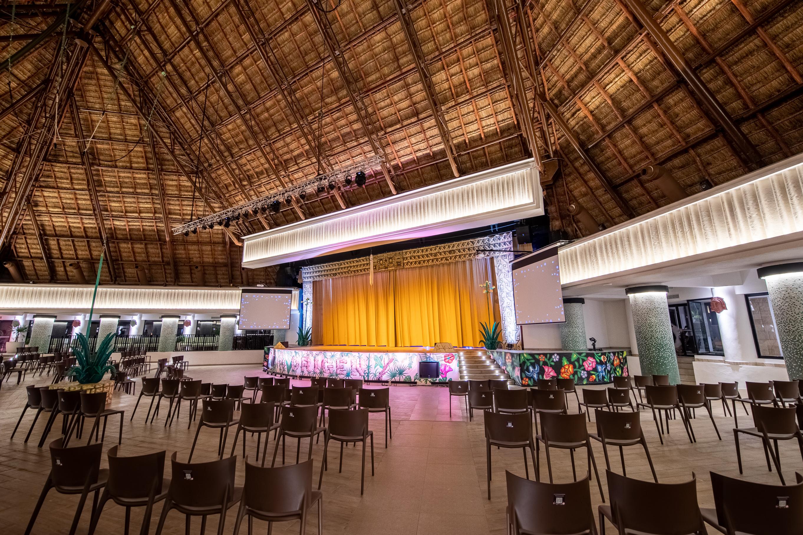 Hotel Bahia Principe Grand Tulum Riviera Maya Esterno foto Interior of the main hall