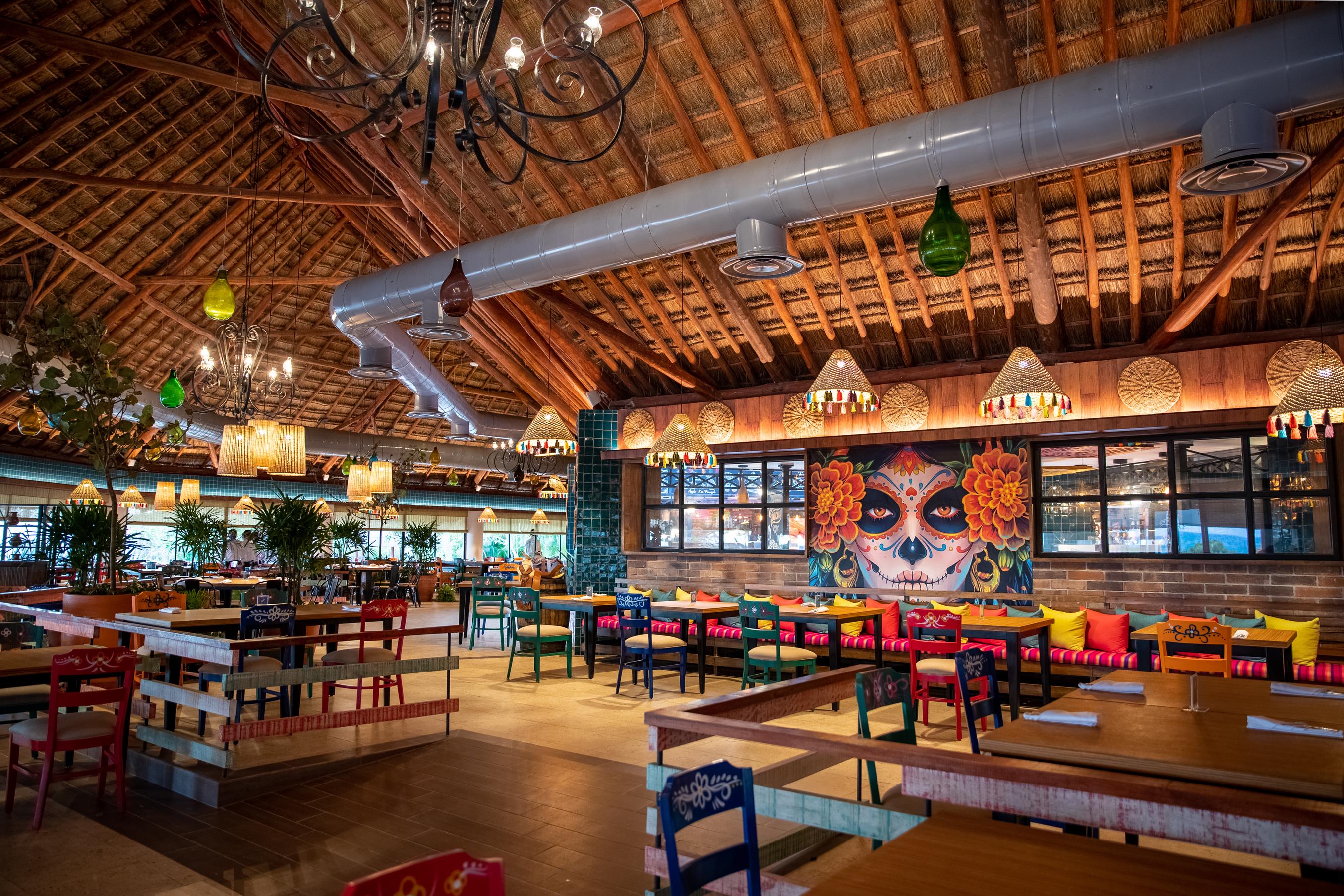 Hotel Bahia Principe Grand Tulum Riviera Maya Esterno foto Interior of a typical restaurant